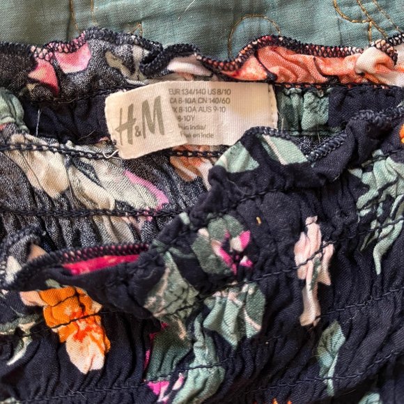 Floral Skirt and Tank Top Set - Picture 6 of 7